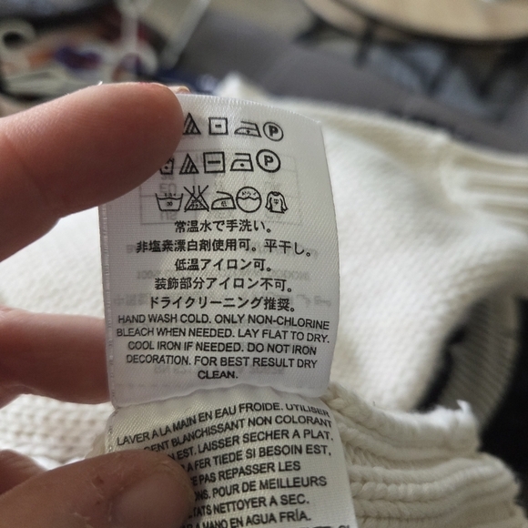 Guess Cream Knit Cardigan with Metal Snaps Size Small - Picture 5 of 7